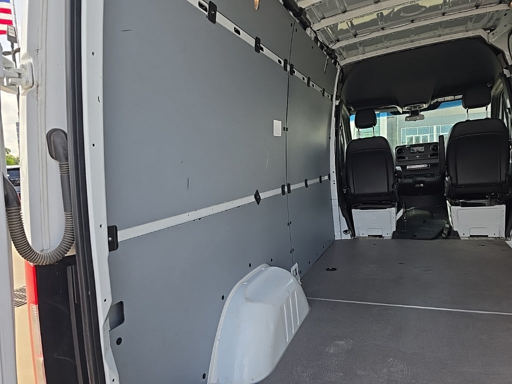 Used 2024 Mercedes-benz Sprinter 2500 Van