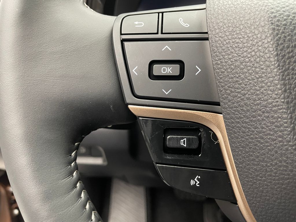 Thumbnail: 2026 Toyota Crown Signia - 22