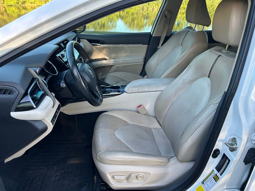 Thumbnail: 2020 Toyota Camry - 13