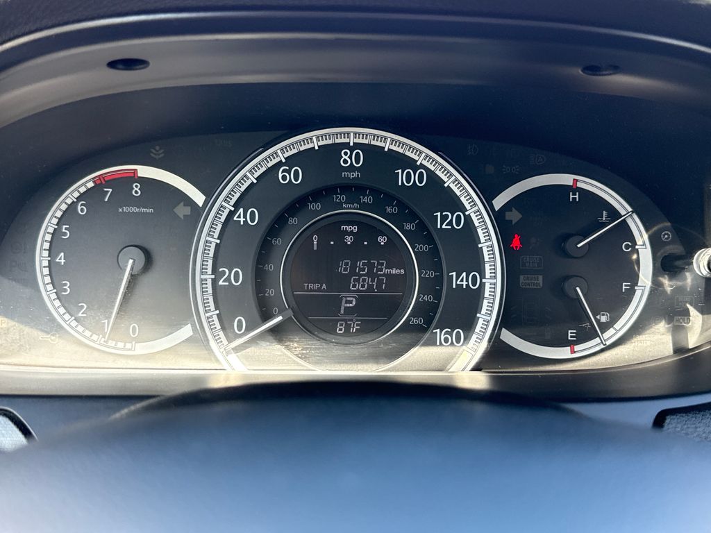 Used 2014 Beige Honda LX image 16