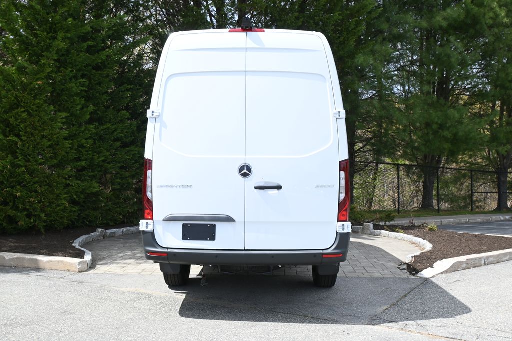 Thumbnail: 2026 Mercedes-Benz Sprinter - 5
