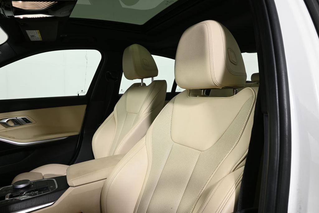 Thumbnail: 2023 BMW 3 Series - 5