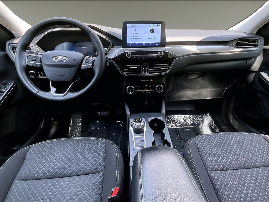 2023 Ford Escape — photo 17