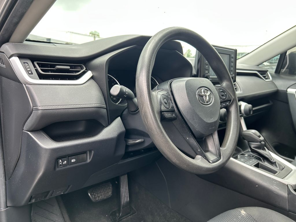 Certified Used 2020 Silver Toyota LE image 10