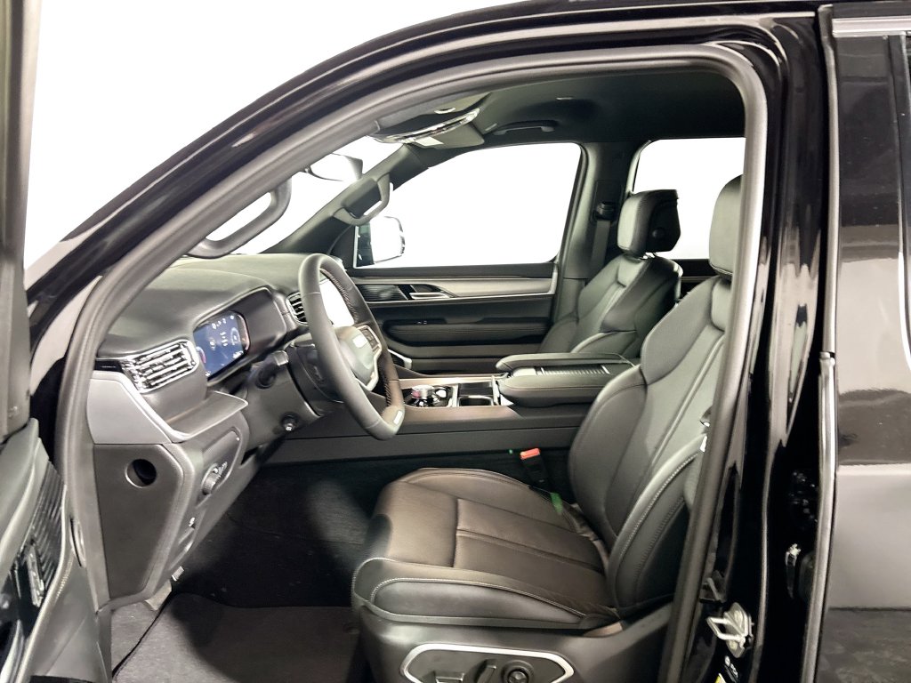 2026 Jeep Grand Wagoneer L Limited Altitude