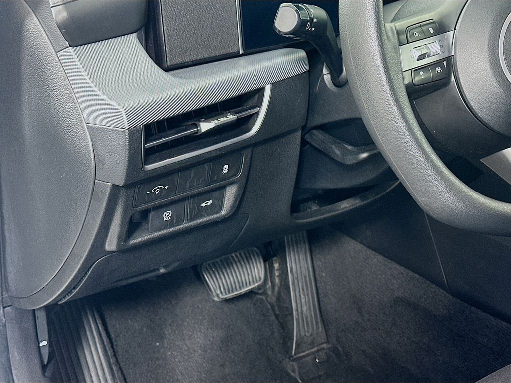 Thumbnail: 2024 Hyundai Sonata - 10