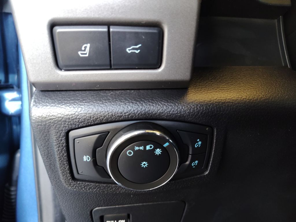 Used Car 2020 Ford Expedition Max  Xlt For Sale Under $30,000 In Austin, Texas