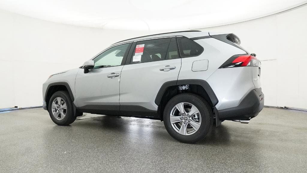 Thumbnail: 2025 Toyota RAV4 - 18