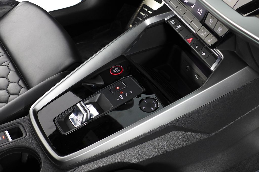 Thumbnail: 2022 Audi RS 3 - 15