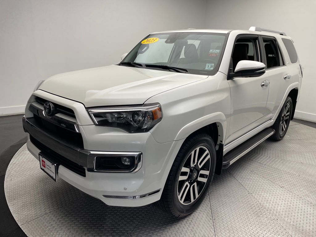 2023 Toyota 4Runner Limited 3