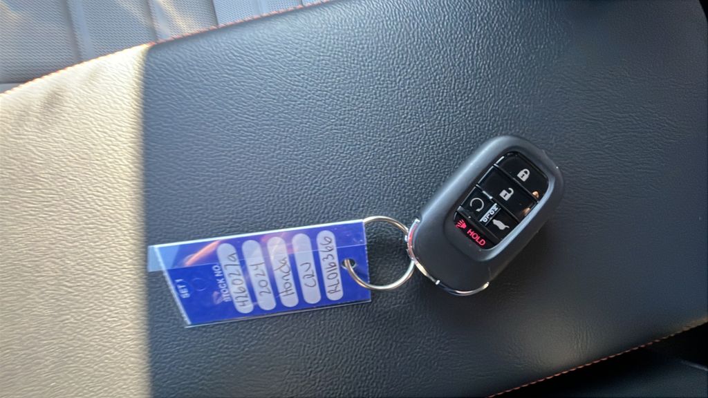 used 2024 Honda CR-V Hybrid car, priced at $35,450