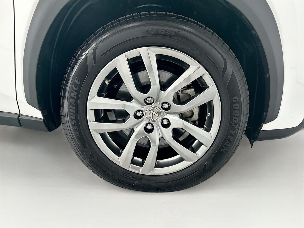 Thumbnail: 2015 Lexus NX - 31