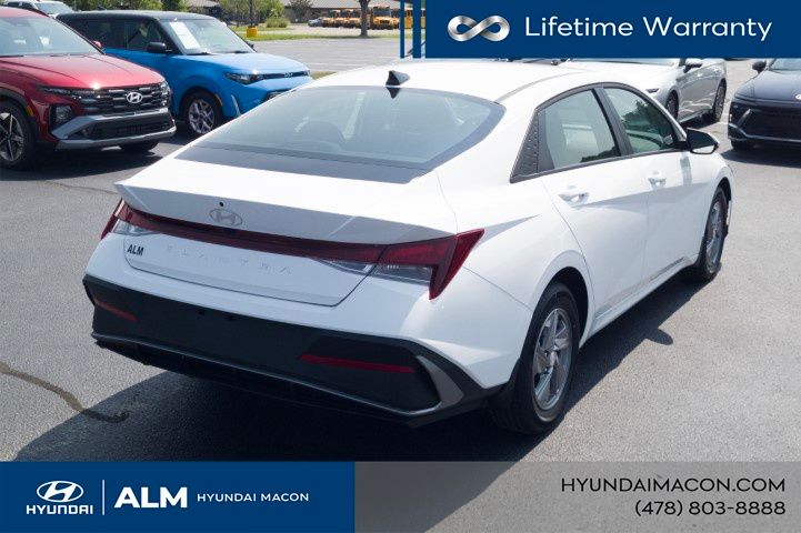 New 2026 White Hyundai SE image 6
