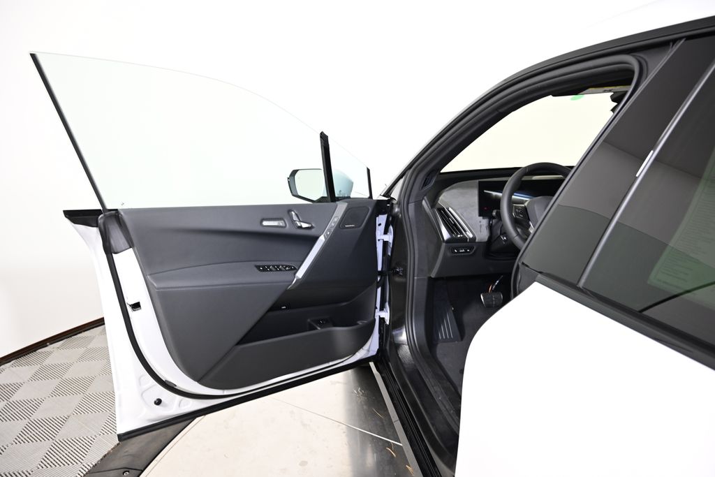 Thumbnail: 2026 BMW iX - 22