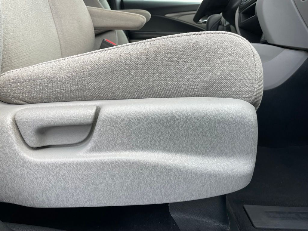 Thumbnail: 2018 Honda Pilot - 30