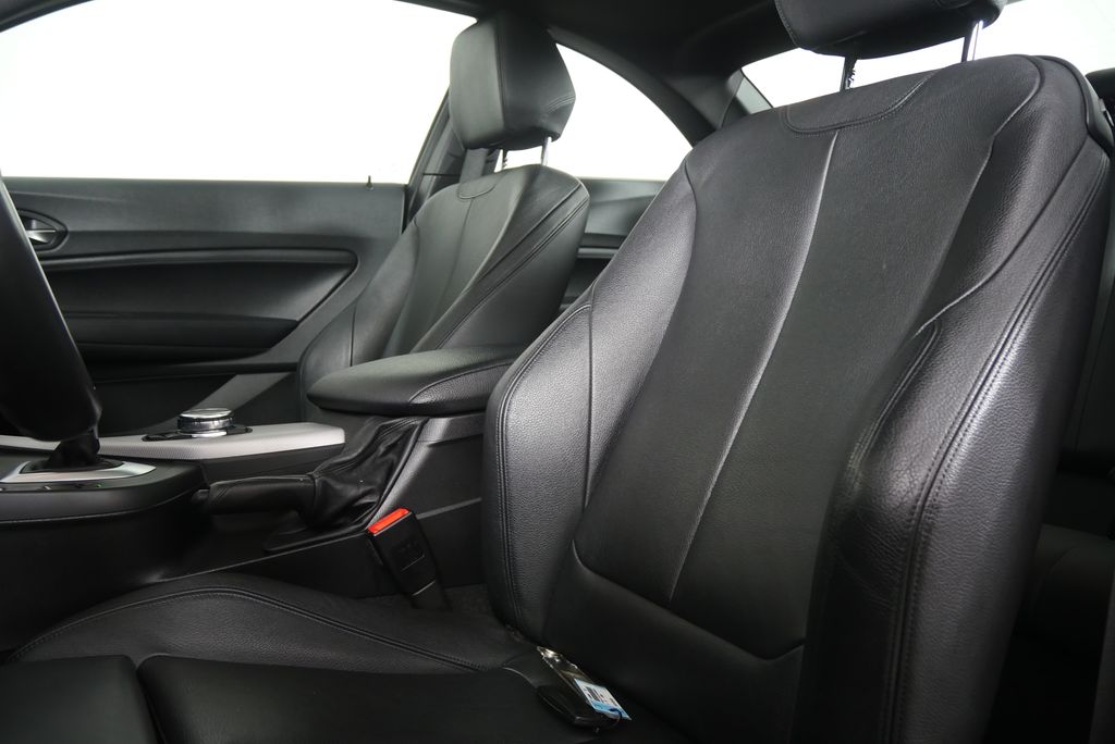 Thumbnail: 2015 BMW 2 Series - 11