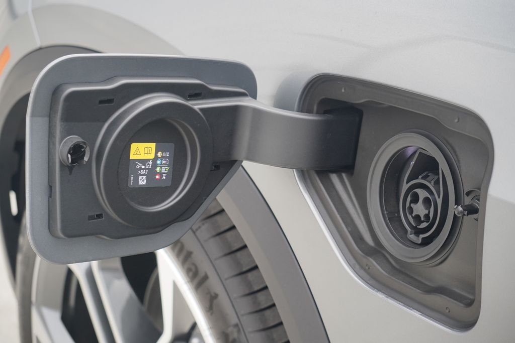 Thumbnail: 2026 BMW X5 - 6