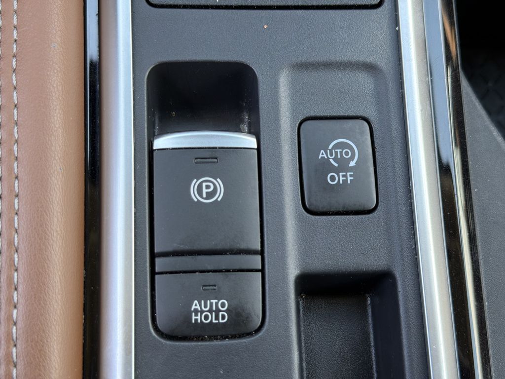 Used 2024 Nissan Pathfinder SUV