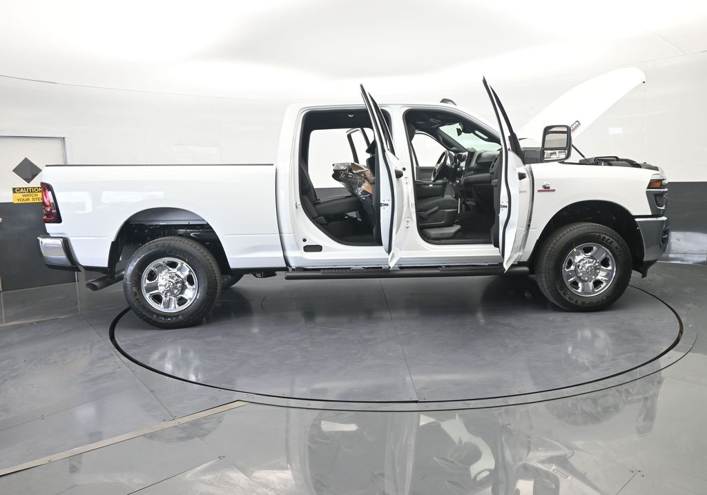 New 2026 Bright White Clearcoat Ram Tradesman image 74