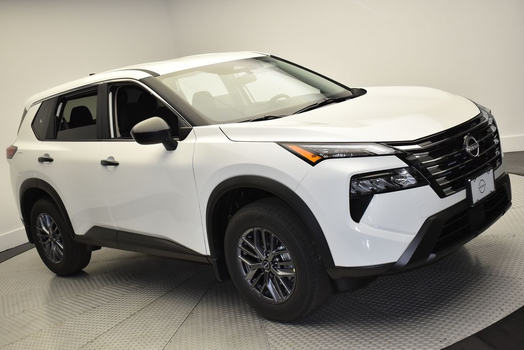 Thumbnail: 2026 Nissan Rogue - 3