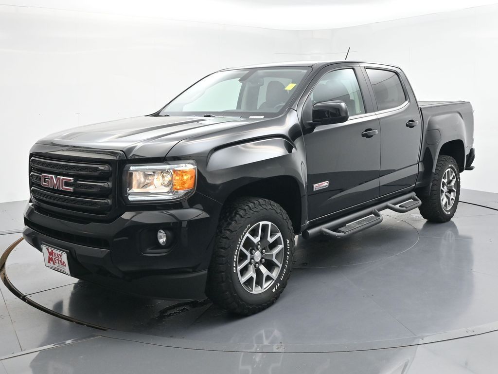  2020 GMC Canyon All Terrain Crew Cab 4WD with Cloth   
