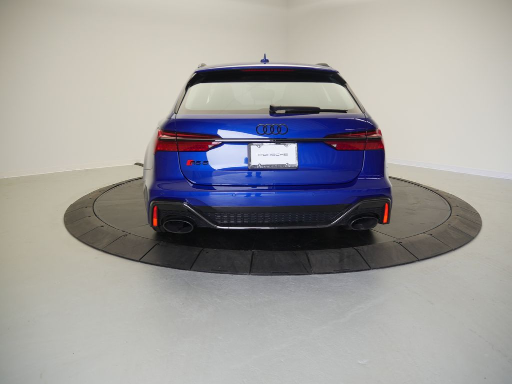 Thumbnail: 2023 Audi RS 6 - 6