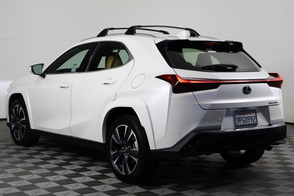 Thumbnail: 2025 Lexus UX - 6