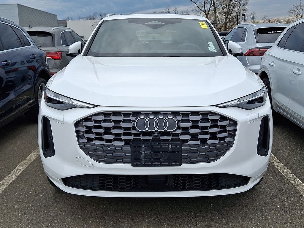 Thumbnail: 2025 Audi Q5 - 2