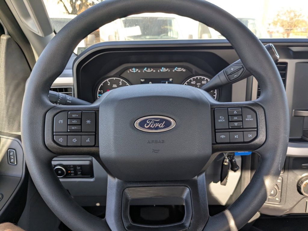 2025 Ford F-600 Chassis XL