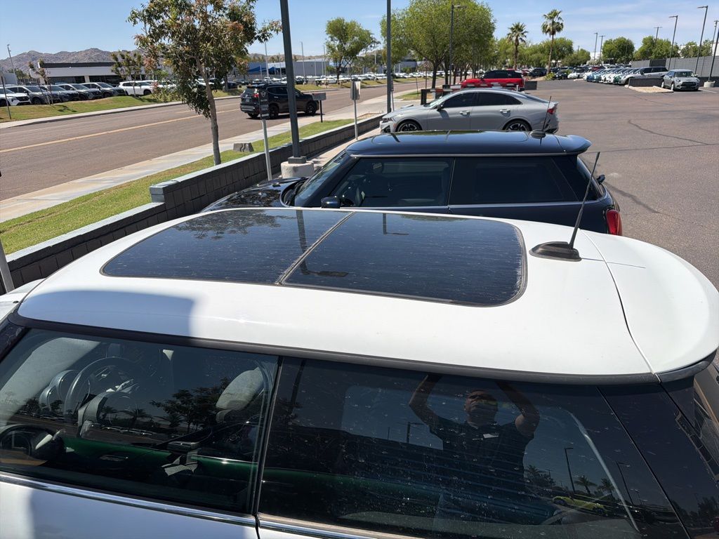 Thumbnail: 2015 MINI Cooper - 7