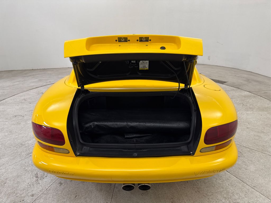 2002 Dodge Viper R/T10 - Photo 12