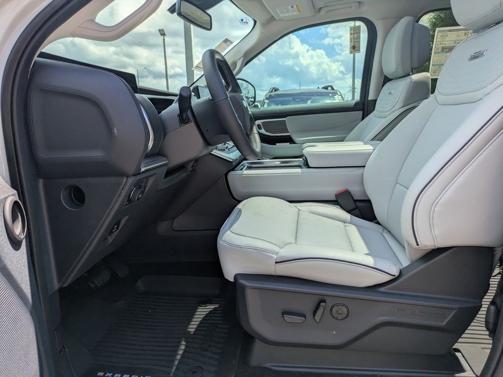 2026 Ford Expedition Max Platinum MAX