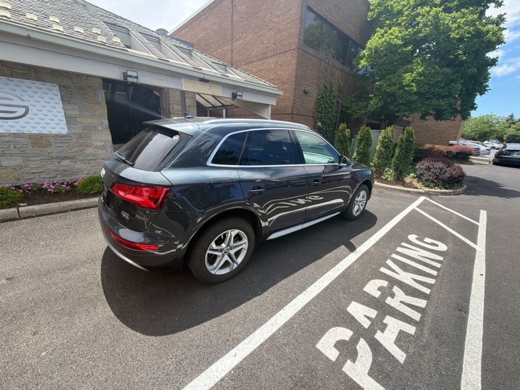 Used 2018 Gray Audi 2.0T image 5
