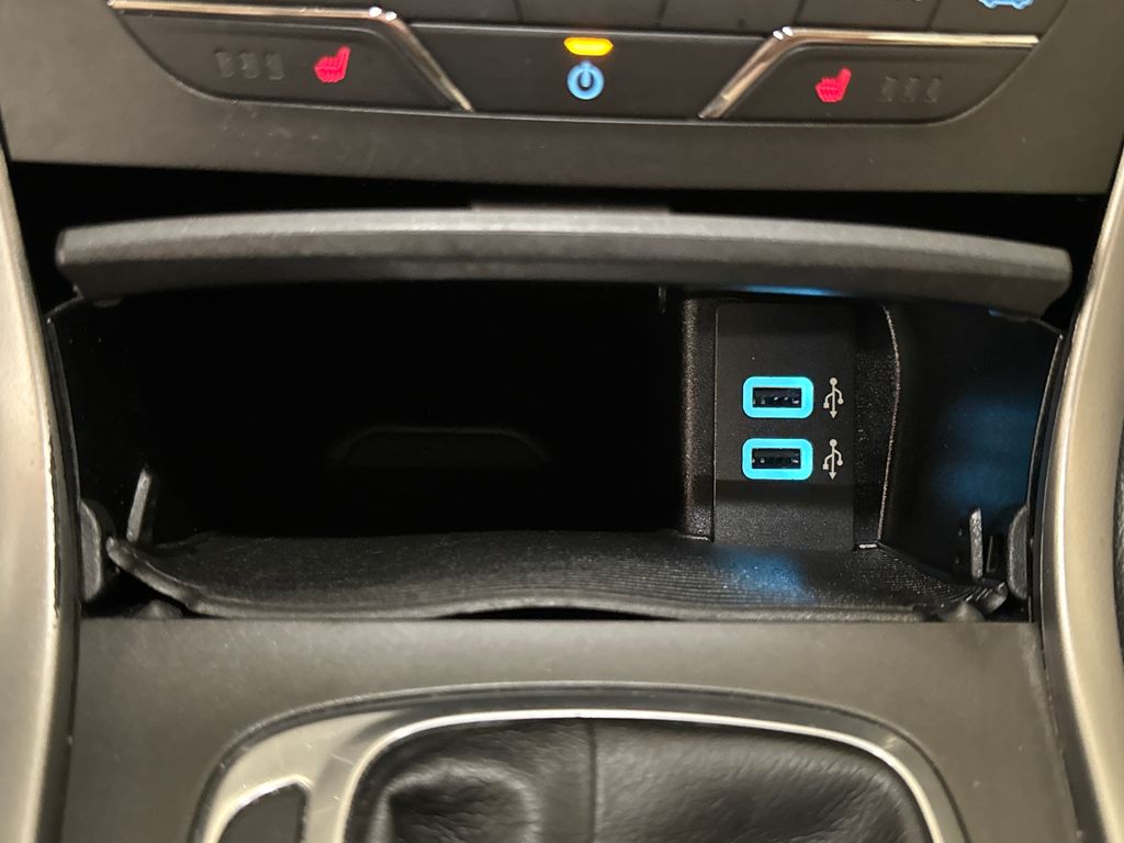 Used 2016 Brown Ford SEL image 27