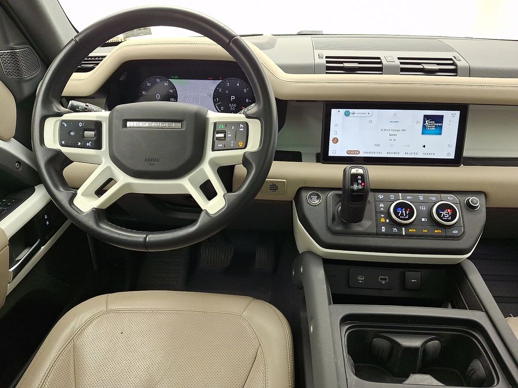 Thumbnail: 2023 Land Rover Defender - 12