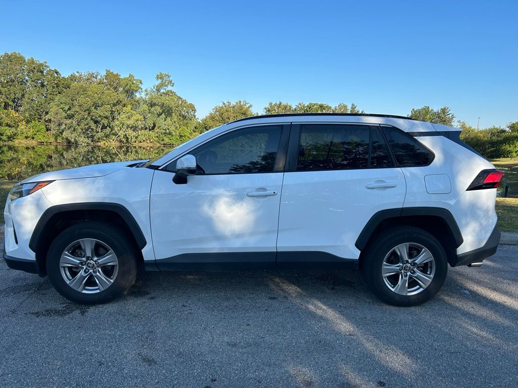 Thumbnail: 2022 Toyota RAV4 - 2