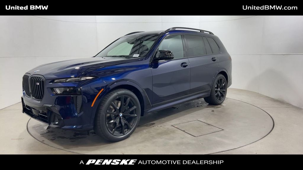 2026 BMW X7 M60i 4