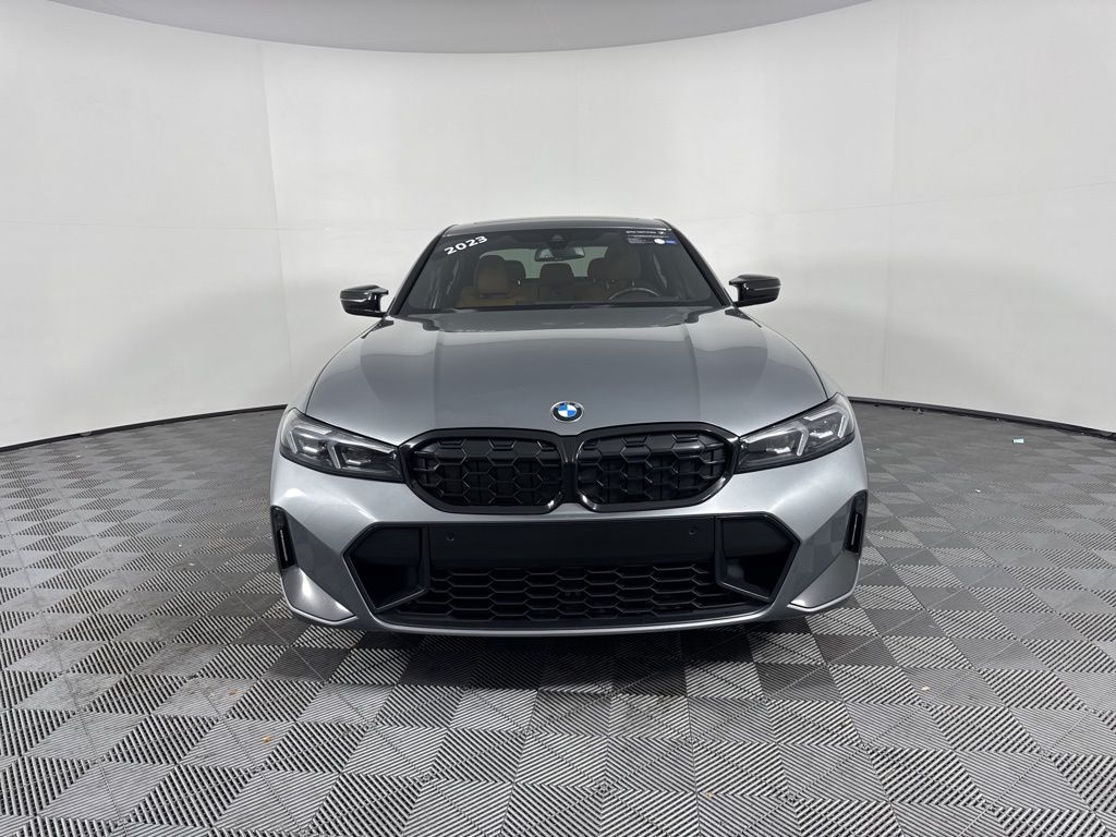 Thumbnail: 2023 BMW 3 Series - 2