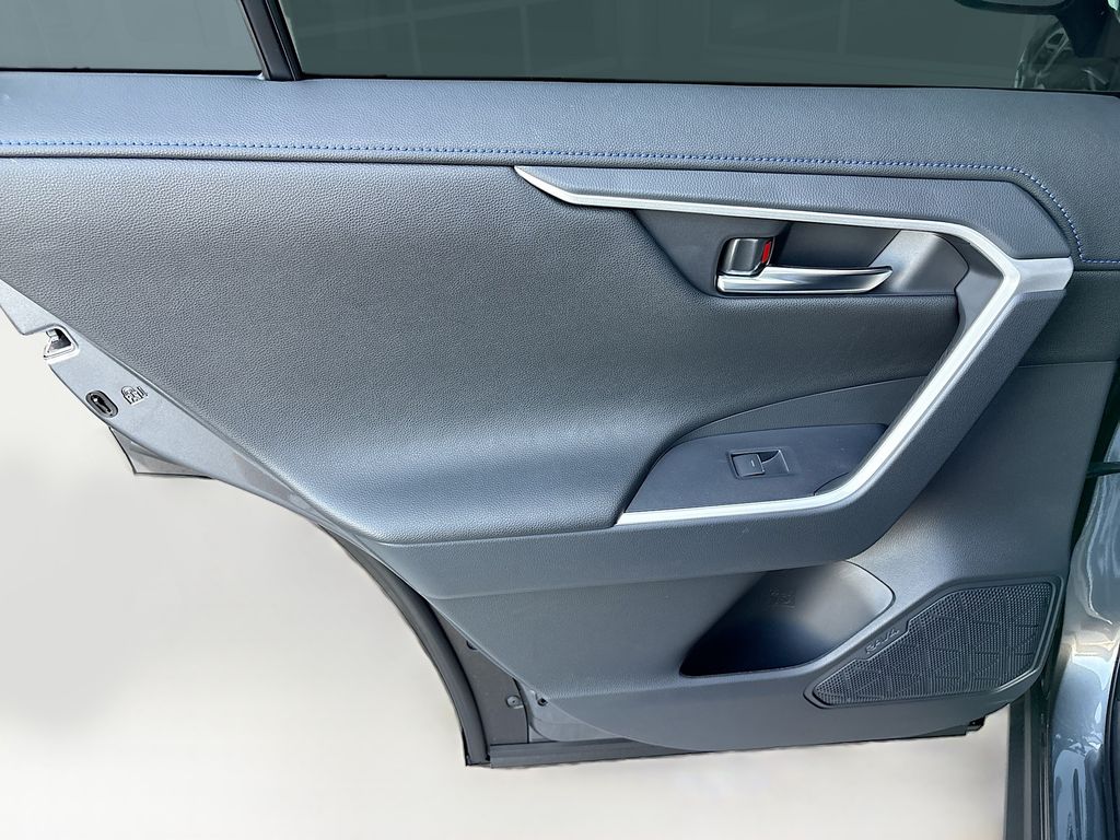 Thumbnail: 2025 Toyota RAV4 - 26