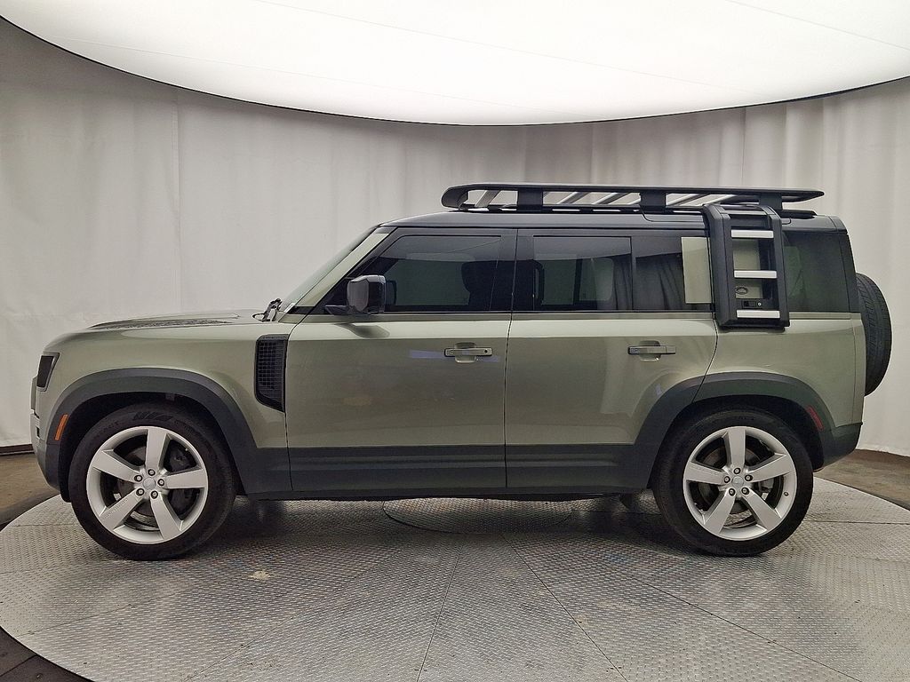 Thumbnail: 2020 Land Rover Defender - 7