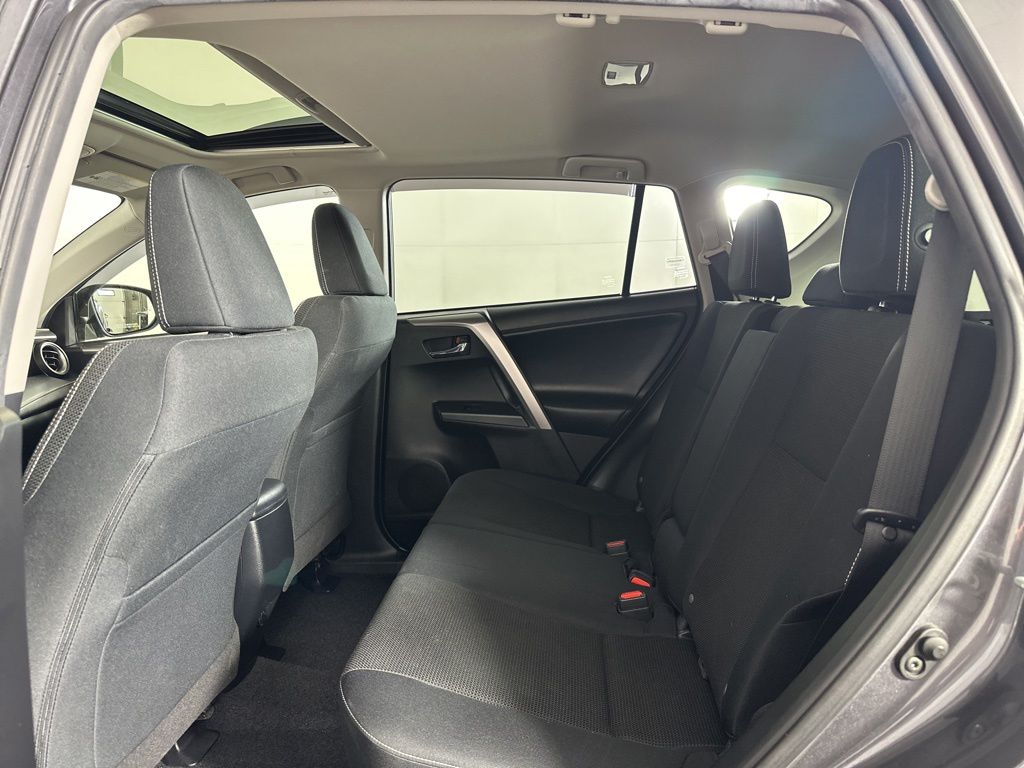 Used 2018 Gray Toyota XLE image 12