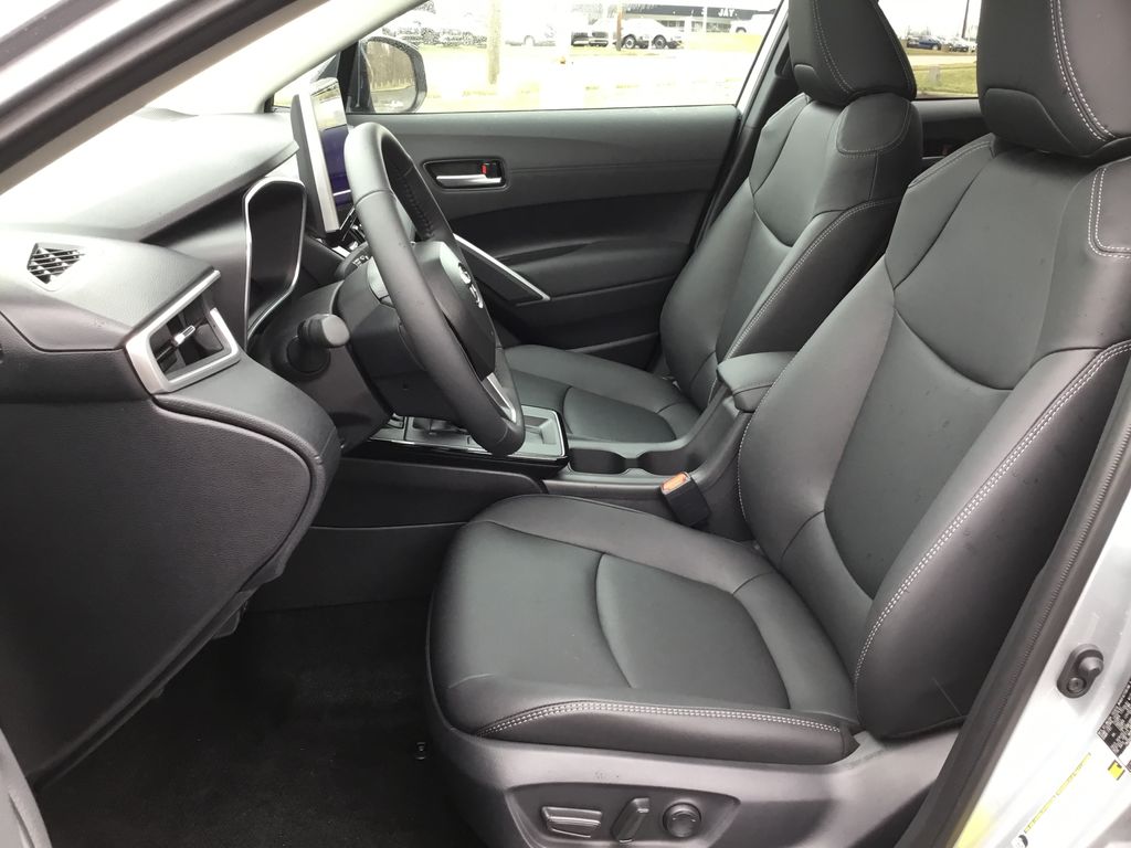 Thumbnail: 2026 Toyota Corolla Cross - 14