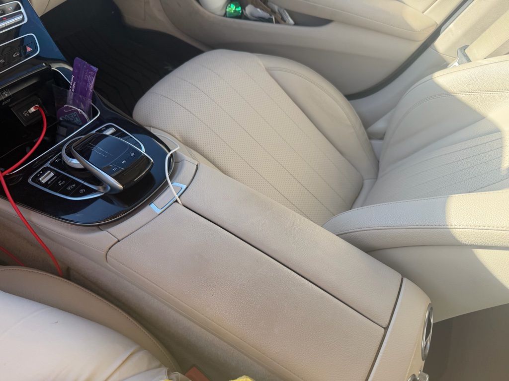 Thumbnail: 2018 Mercedes-Benz E-Class - 9