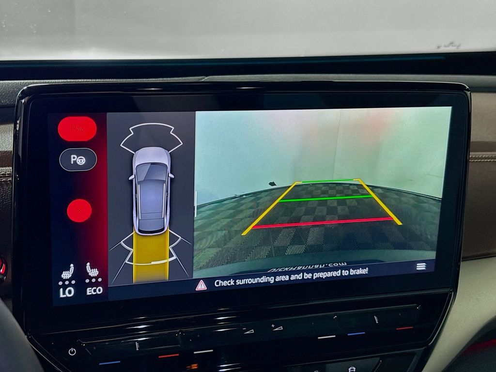 2023 Volkswagen ID.4 Pro