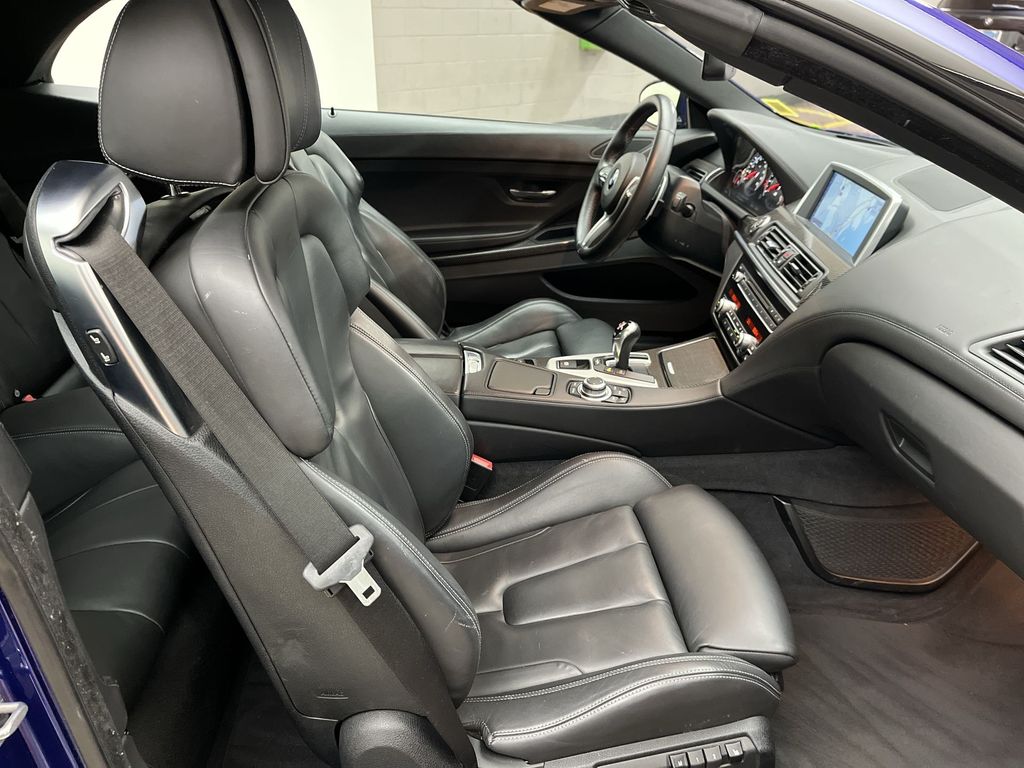 Thumbnail: 2012 BMW M6 - 26