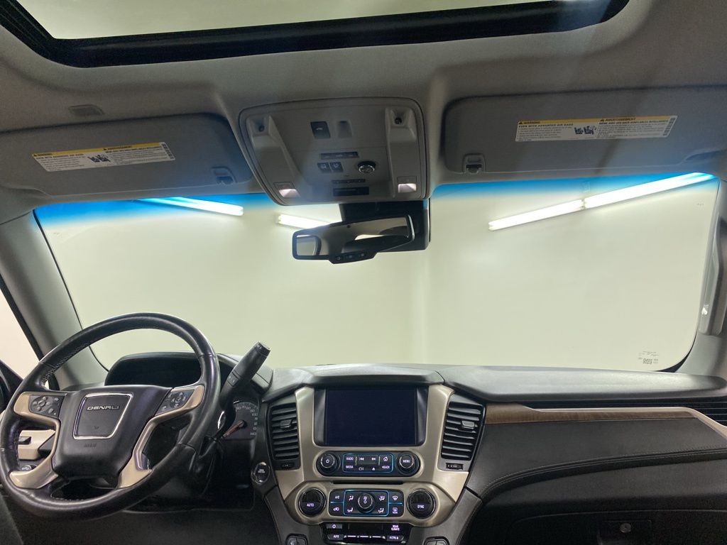 2018 GMC Yukon Denali photo
