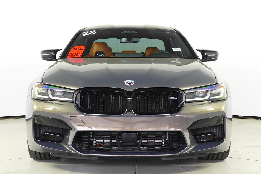 Thumbnail: 2023 BMW M5 - 3