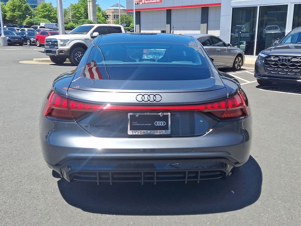 Thumbnail: 2023 Audi e-tron GT - 5