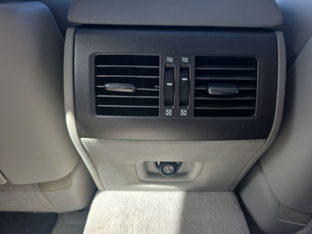 Used 2009  Lexus 460 image 49