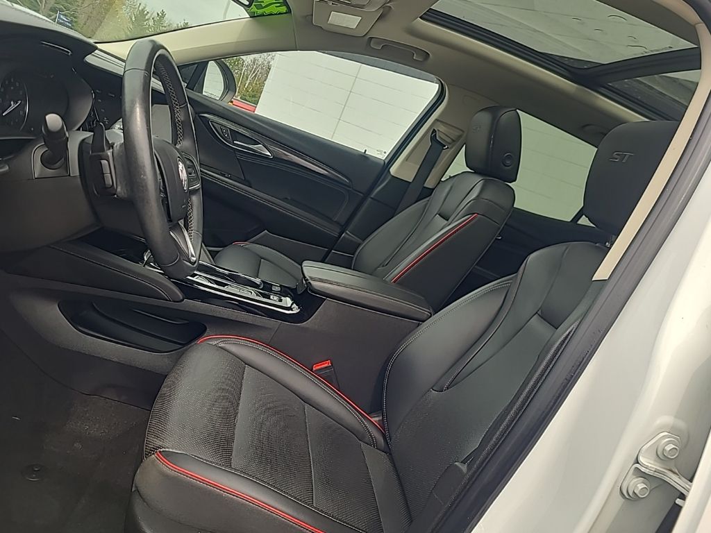 used 2023 Buick Envision car, priced at $29,981
